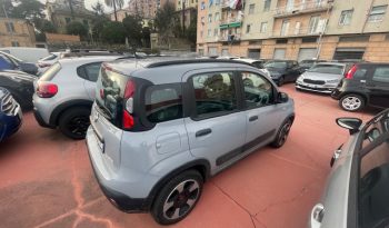 Fiat Panda 1.0 Hybrid city cross 000 pieno