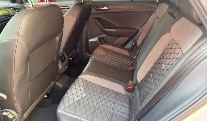 VOLKSWAGEN T-Roc 1.0 TSI R-Line pieno