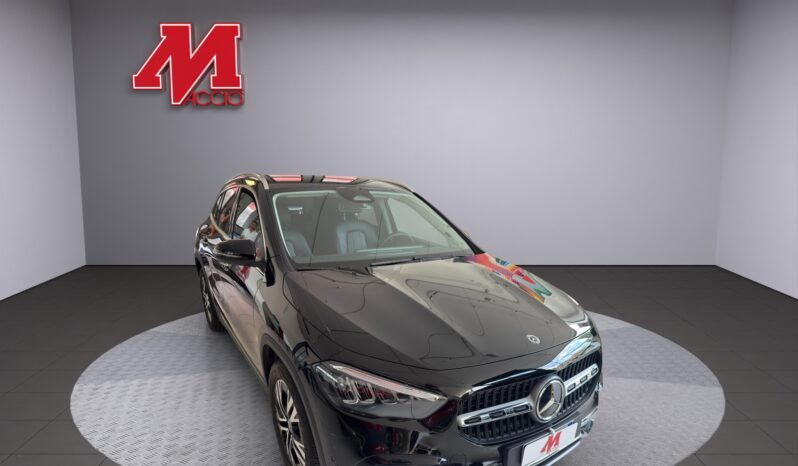 MERCEDES GLA 180 Automatic Progressive Advanced Plus pieno
