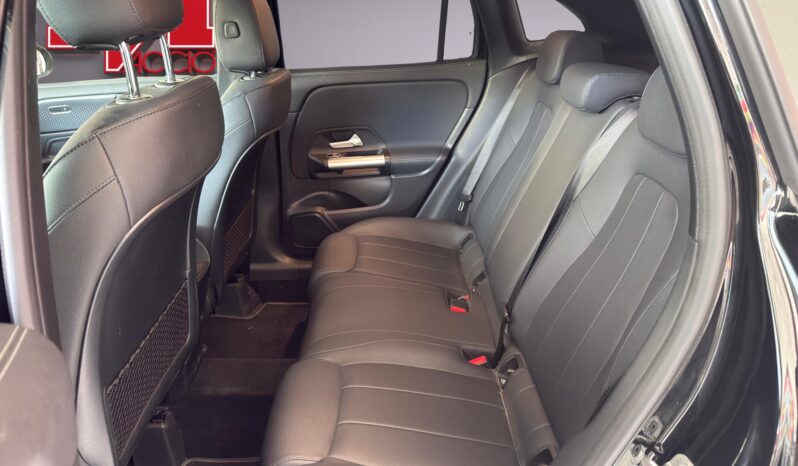 MERCEDES GLA 180 Automatic Progressive Advanced Plus pieno