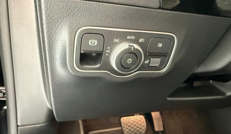 MERCEDES GLA 180 Automatic Progressive Advanced Plus pieno