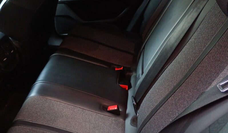 Peugeot 3008 ALLURE 130 CV pieno