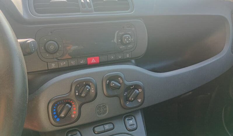 Fiat PANDA 1.0 Hybrid 70cv EASY pieno