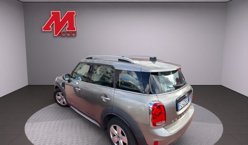Mini 2.0 Cooper D Countryman ALL4 pieno